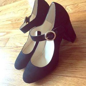 Liz Claiborne Savannah Pumps Buckle Round Toe